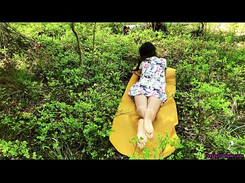 ❤️ ටින්ඩර් මත සිටින ආගන්තුකයෙක් මගේ පුකට ස්වයං වින්දනයේ යෙදෙන අතර වනාන්තරයේ දැඩි ආශාවකින් කෙලෙසයි ️❌ Porno අප වෙත  ️❤